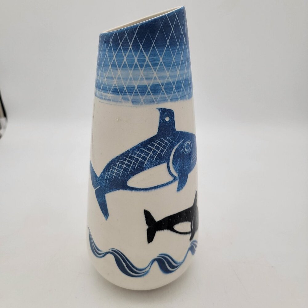 Amazing Art Pottery Orcas Vase - Picture 2 of 7